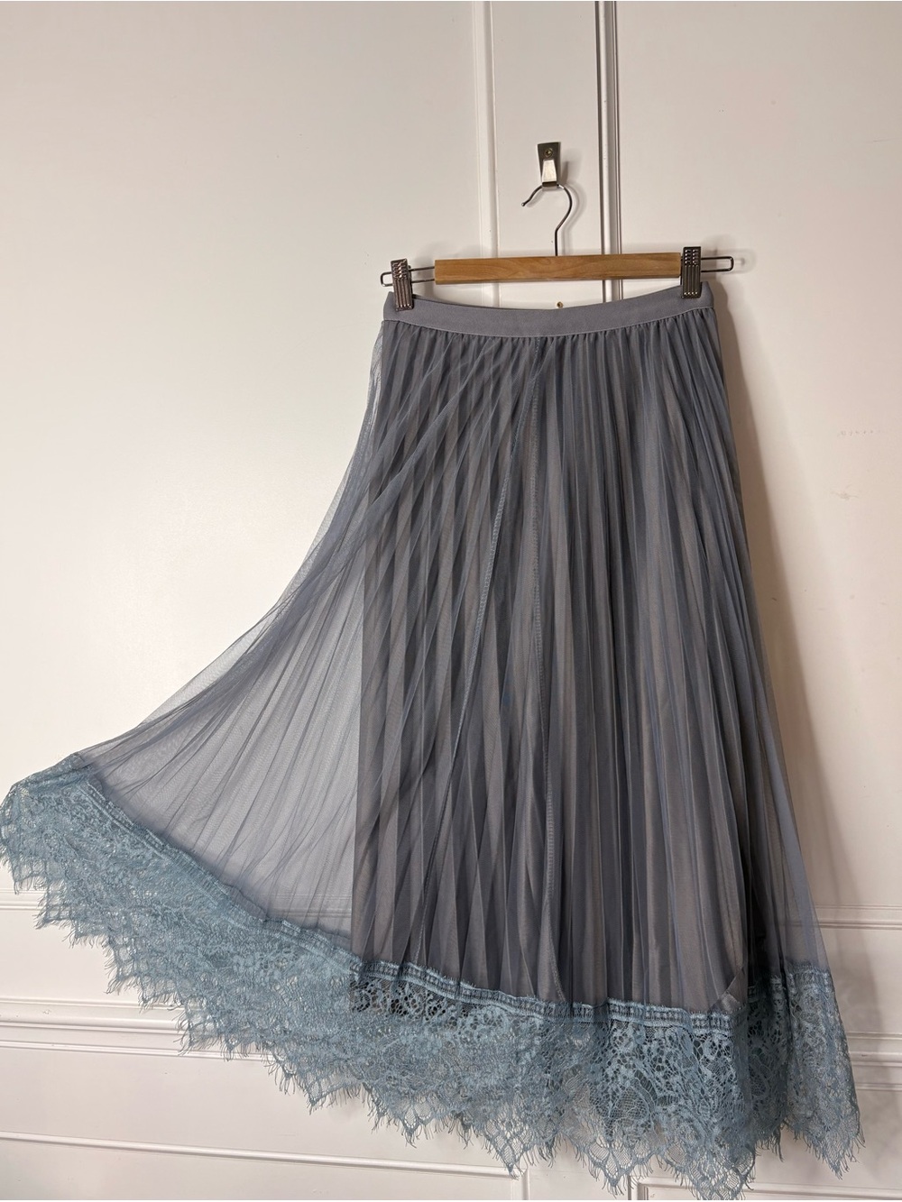 Pleated Lace-Trim Midi Skirt in Dusty Blue